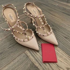 Nude Valentino rockstud